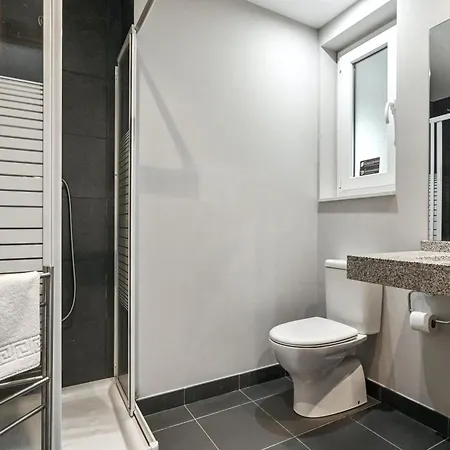 Charming With Mountain View In 40m²