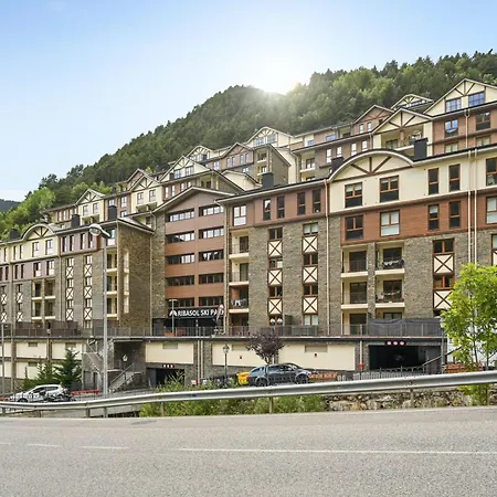 Charming With Mountain View In 40m² *